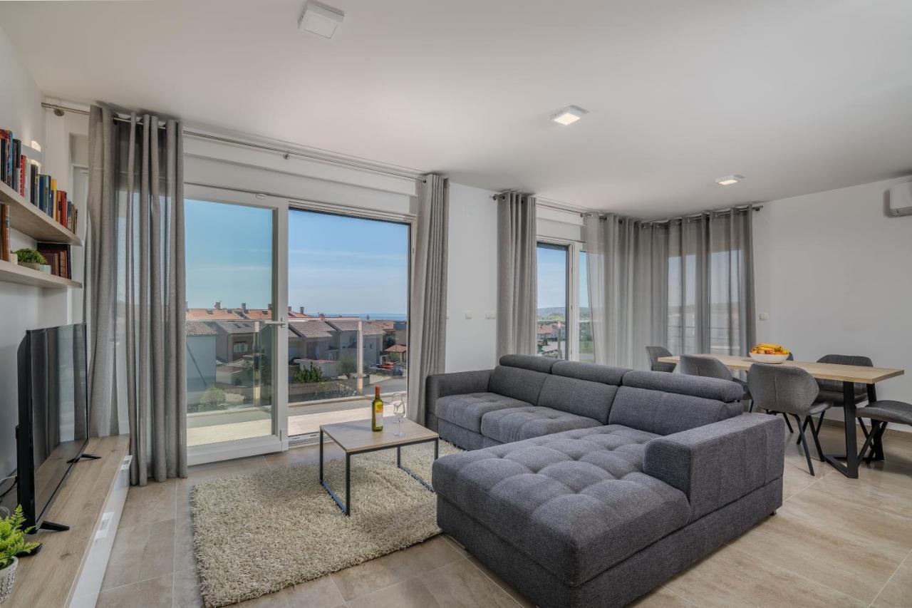 Appartment Divine Krk Town Bagian luar foto